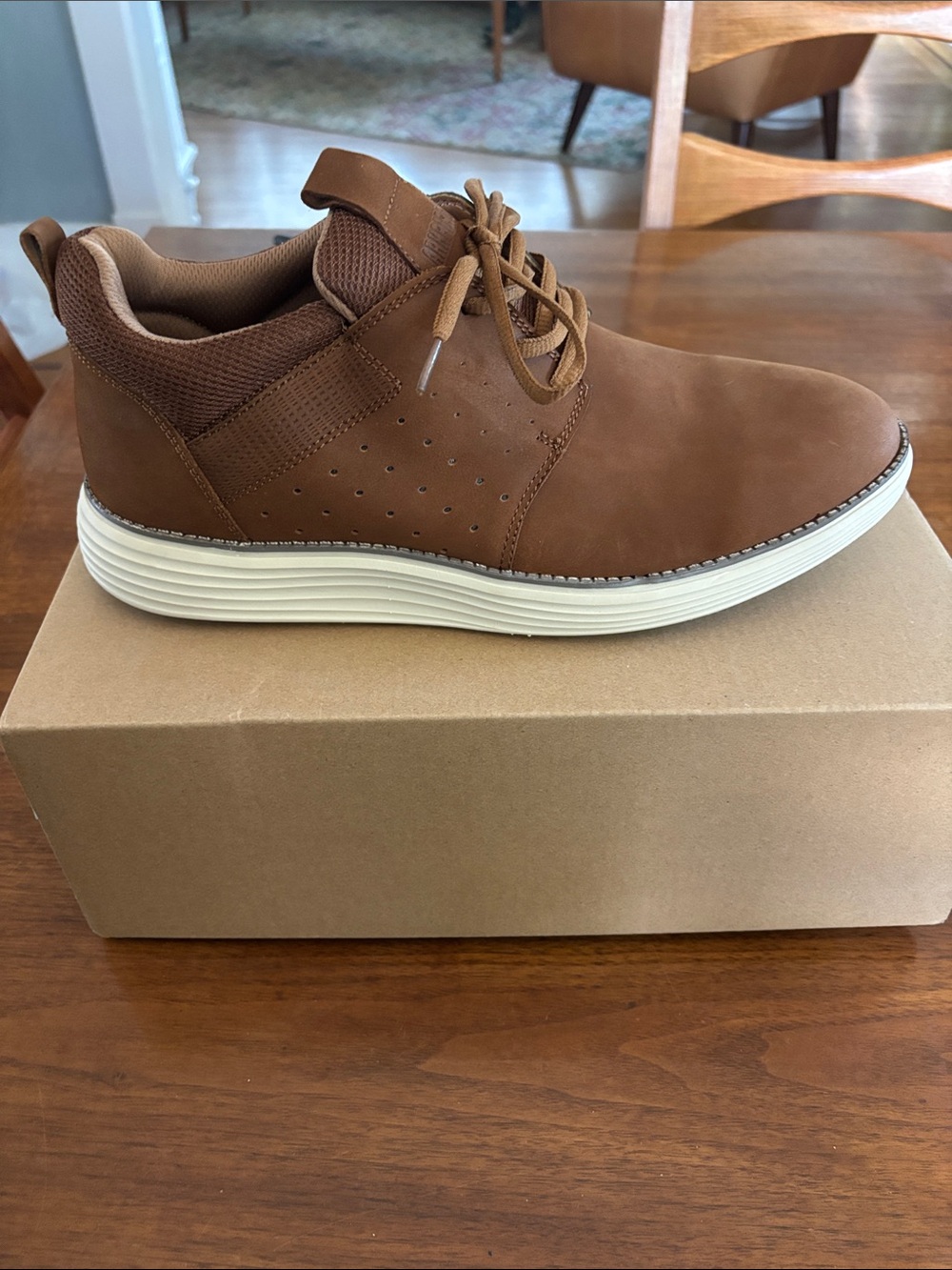 NIB Men's Arkbird Casual Brown Lace-Up